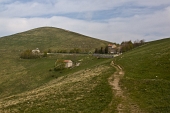 Escursione al Linzone con avvicinamento alla Roncola in MTB il giorno di Pasqua, 24 aprile 2011 - FOTOGALLERY